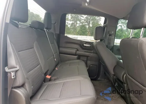 2022 Chevrolet Silverado K1500 Trail Boss Custom z USA, uszkodzony, nr VIN 3GCPDCEK4NG610534